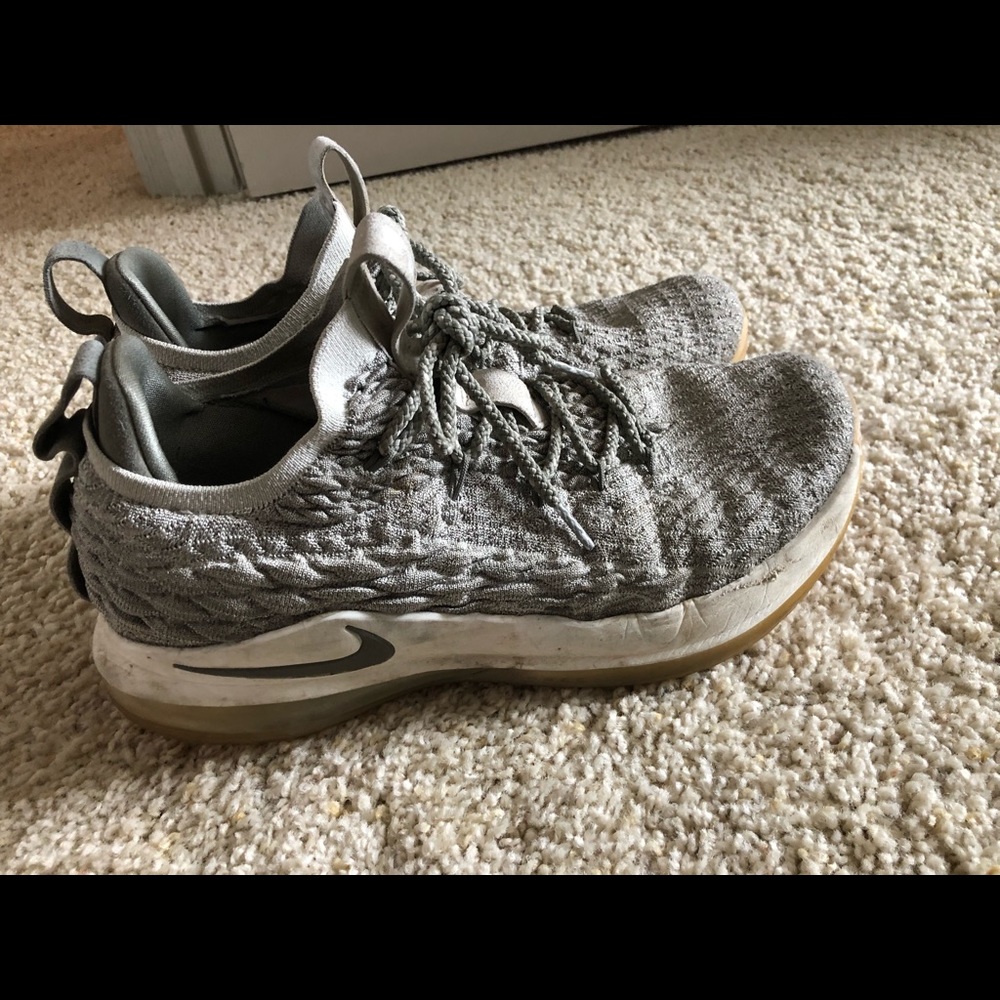 Nike Lebron 15 low cut
